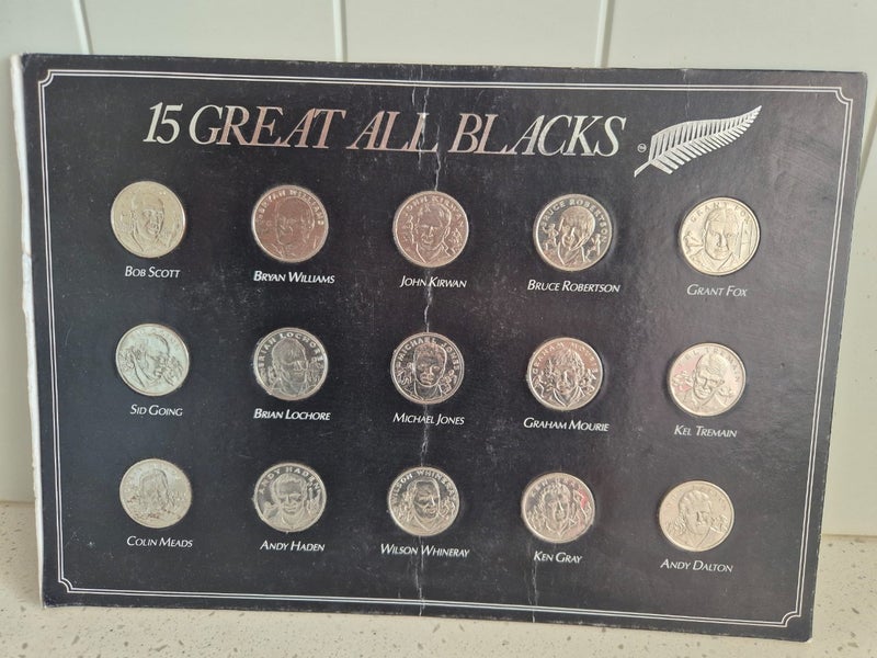 15 Great All Blacks Coins (By Wallace International) Carousel 1