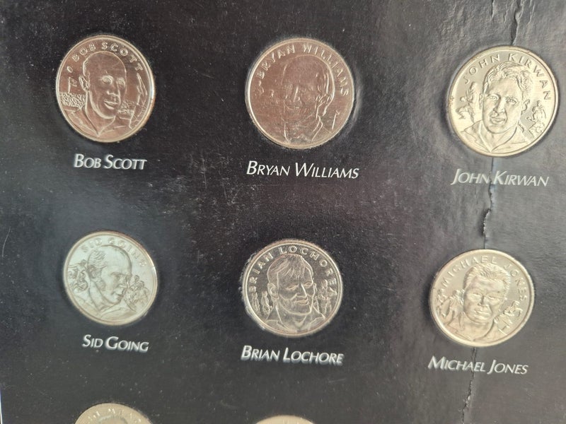 15 Great All Blacks Coins (By Wallace International) Carousel 2