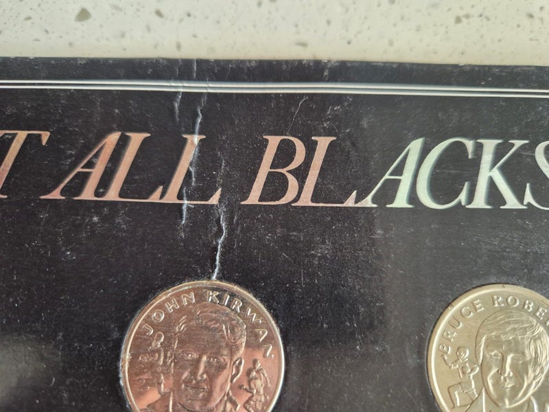 15 Great All Blacks Coins (By Wallace International) Carousel 6
