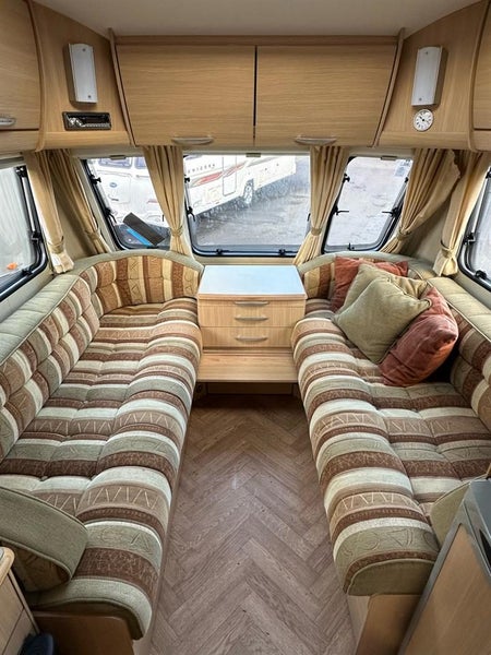 2008 Abbey Expression 2 berth full end bathroom...62865831643522112