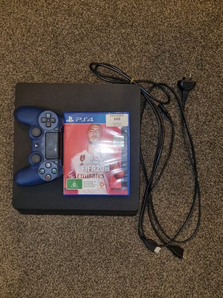 PS4 Console + 1 controller Carousel 1