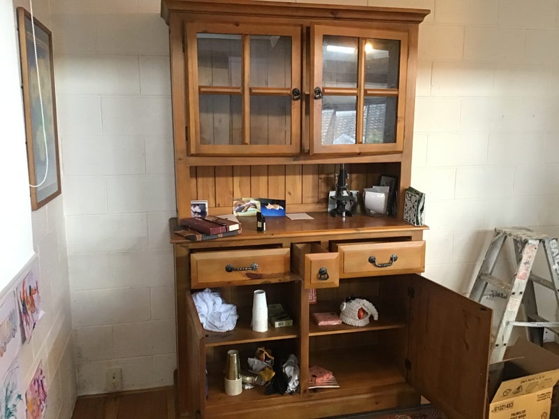 Hutch Dresser62939543968257115