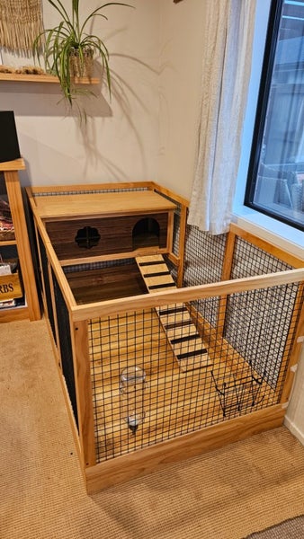 Indoor rabbit or guinea pig hatch Carousel 1