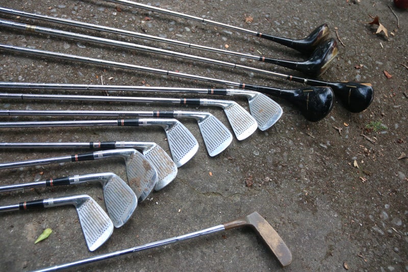 Full set of Wilson Staff Golf Clubs Carousel 11