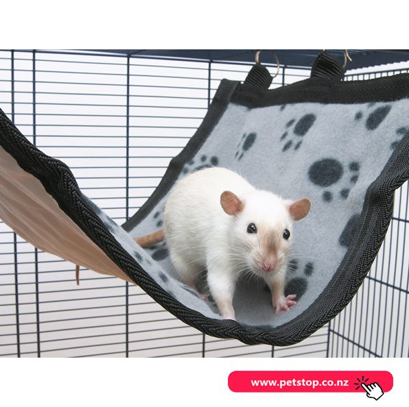 Savic Flat hammock for ferrets and rats-Large 31x44cm Carousel 1