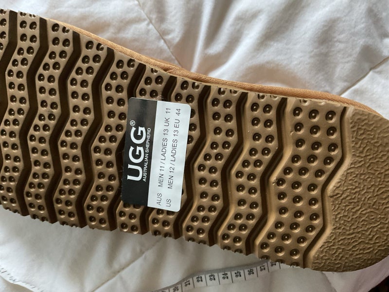 Ugg Slippers Men’s Porter Chestnut size AU 11 Carousel 4