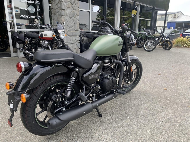 2025 Royal Enfield Meteor Fireball 35062864751728003111