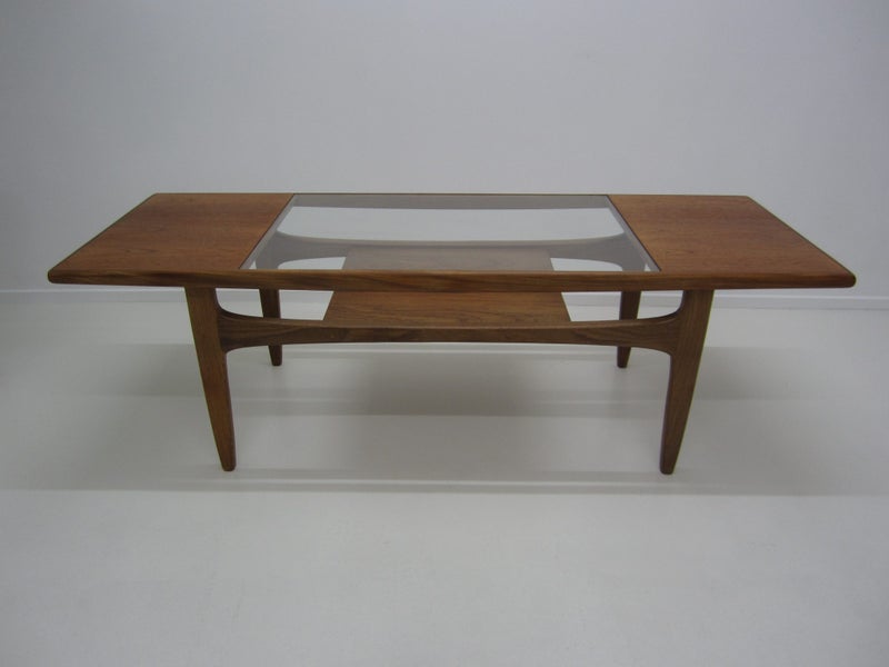 G-PLAN FRESCO 'LONG JOHN' VINTAGE COFFEE TABLE Carousel 2