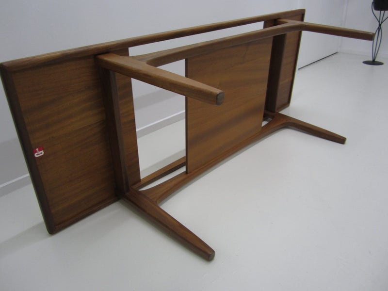 G-PLAN FRESCO 'LONG JOHN' VINTAGE COFFEE TABLE Carousel 8