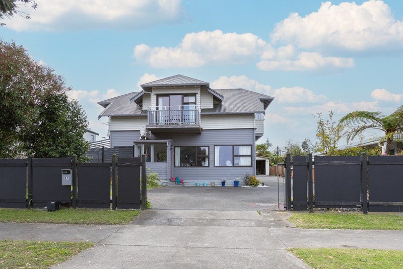 Image 1 of 21