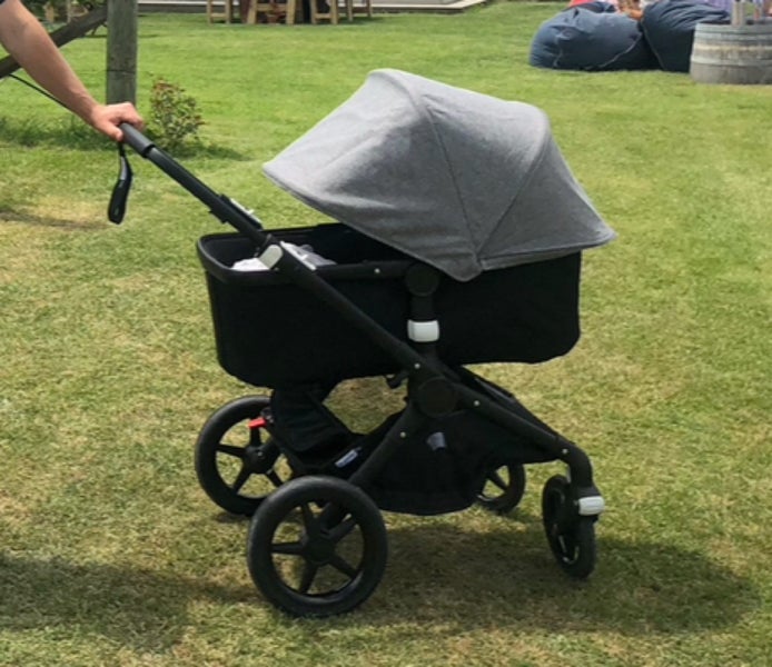 Bugaboo Fox Pram and accessories Carousel 11
