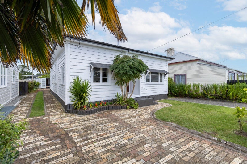 Image 1 of 25