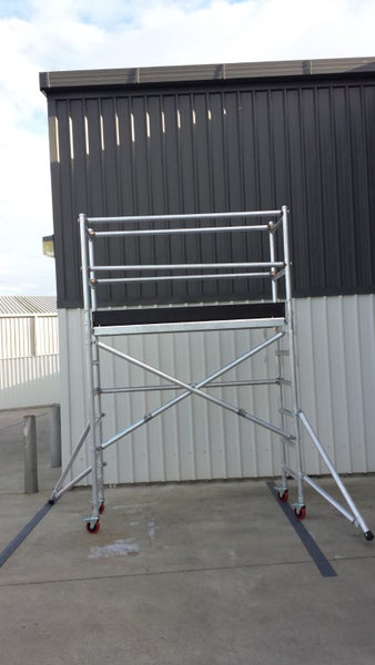 Folding Aluminium Scaffold Carousel 1