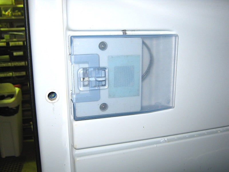 PARTS AVAILABLE FOR DOMETIC FRIDGE FREEZER WORKS ONLY ON 240 VOLTS Carousel 9