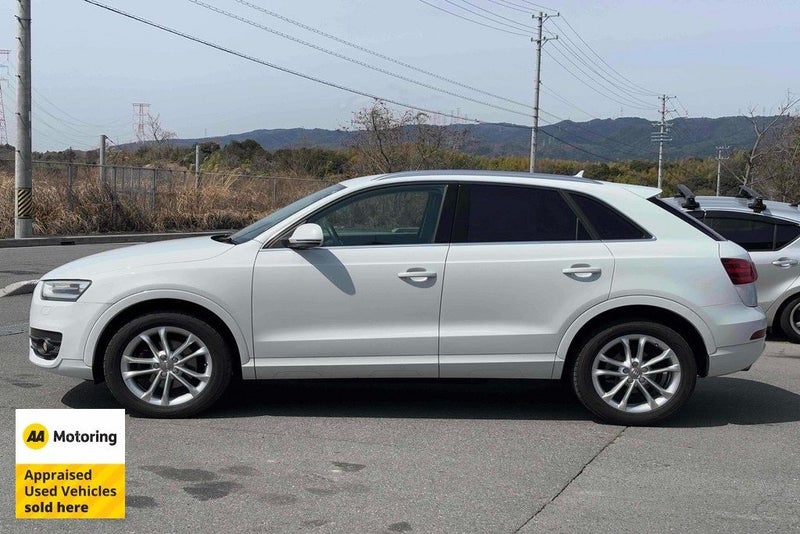 2014 Audi Q3 2.0TSI Quattro / Low 65kms62866856301825114