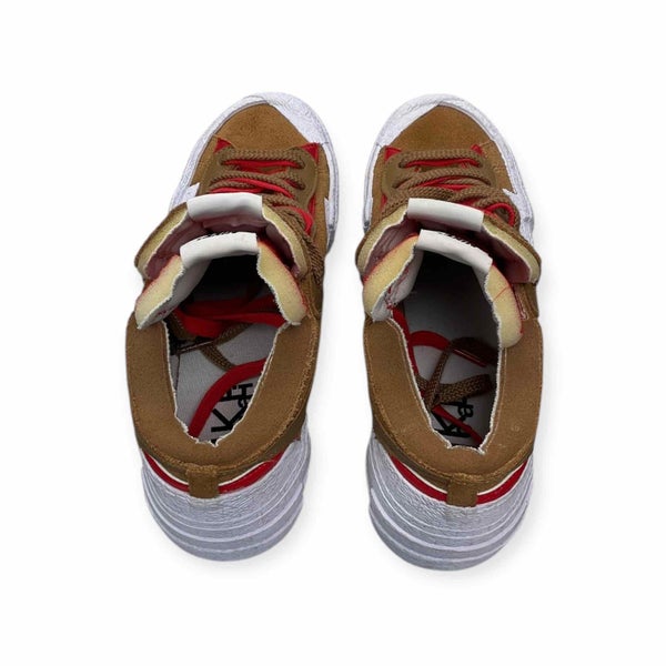 SACAI NIKE SHOES Carousel 3