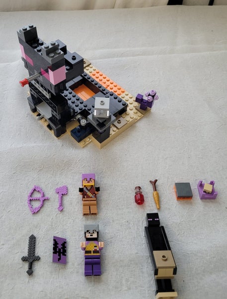 21242 LEGO Minecraft The End Arena Carousel 3