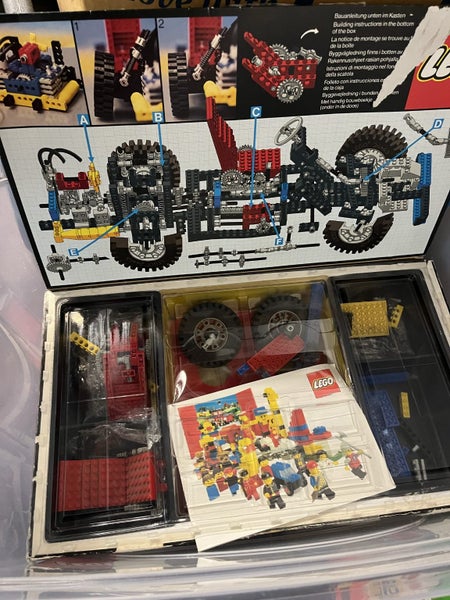 Assorted Lego models. Car, tractor etc 1980s. Carousel 13