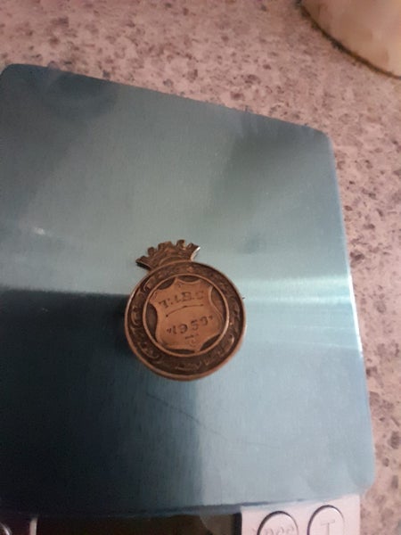 1950 Sterling silver bowling badge chubb memorial. Carousel 1