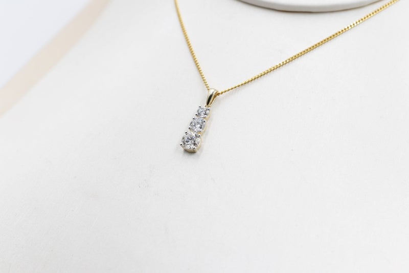14kt Gold Set TDW 1ct Solitaire Lab Grown Diamond Pendent Carousel 2