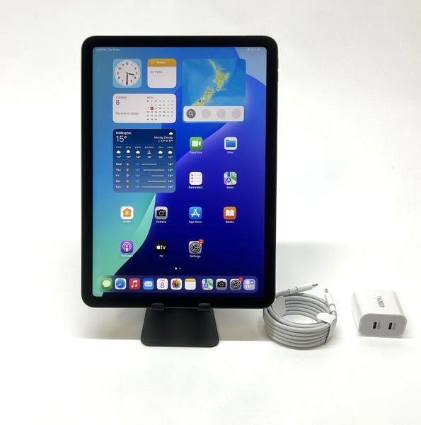 iPad Air 5th Gen (2022 - 2024) - WIFI, 64GB Carousel 1