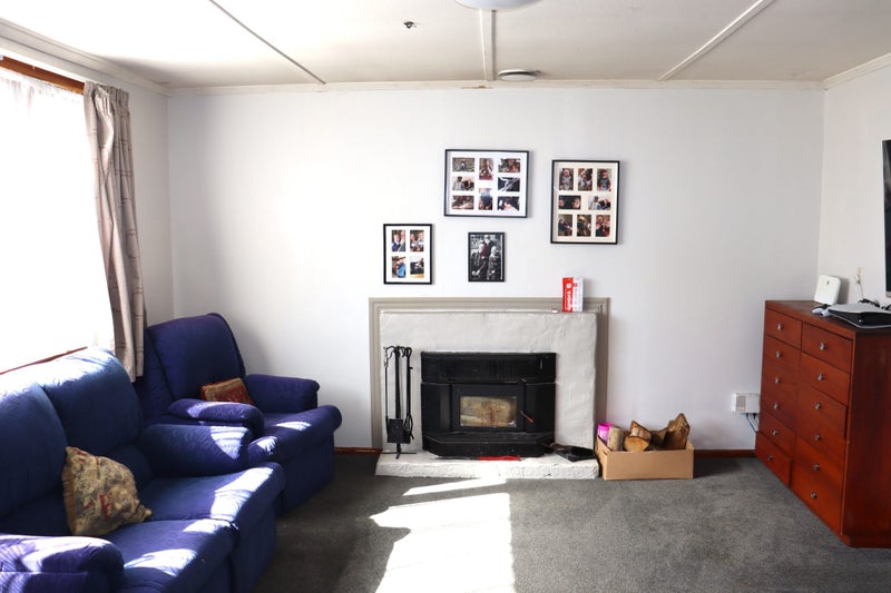 Image 2 of 12