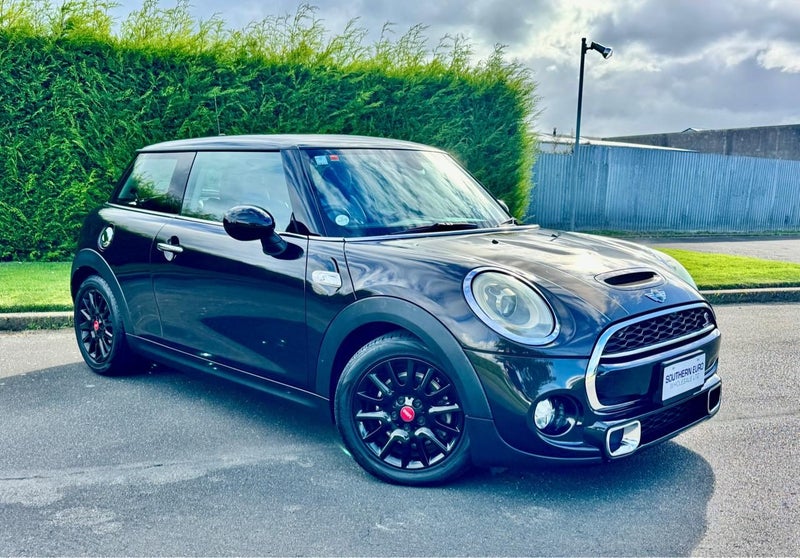 2014 MINI Cooper S 2.0 Turbo Coupe62865833099650113