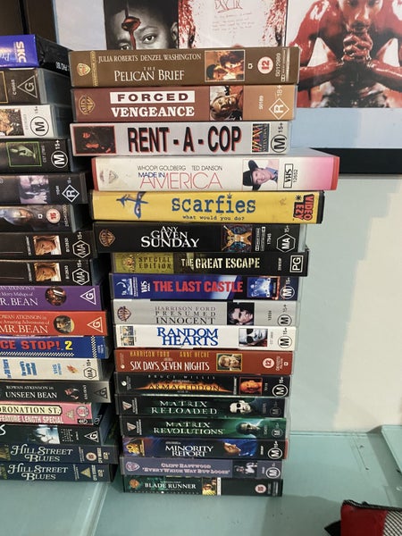 ** bulk buy VHS 90s action etc 1 dollar RESERVE ** Carousel 1