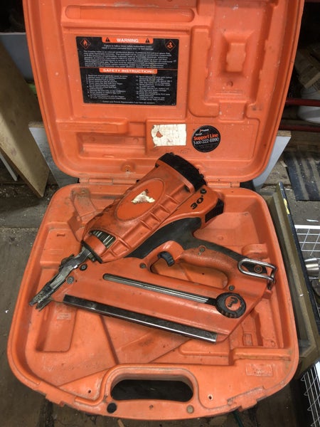 Paslode 30. Framing gun Carousel 2