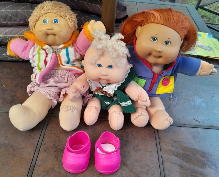 Cabbage Patch Dolls x 3 Carousel 1