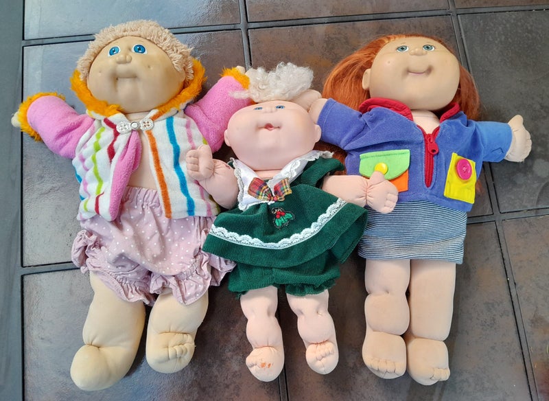 Cabbage Patch Dolls x 3 Carousel 6