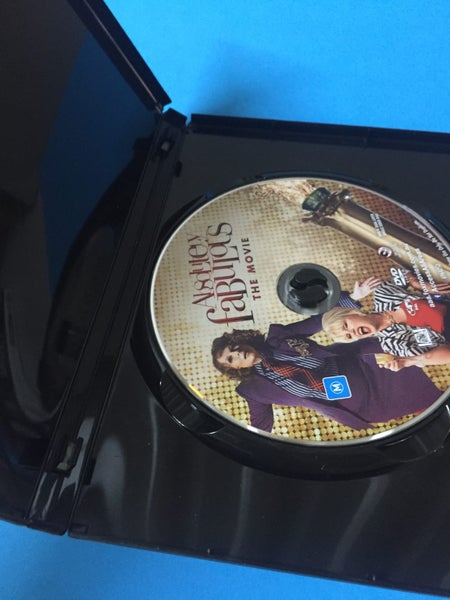 Absolutely Fabulous: The Movie Carousel 3