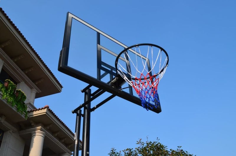 PORTABLE BASKETBALL HOOP AND STAND Carousel 2