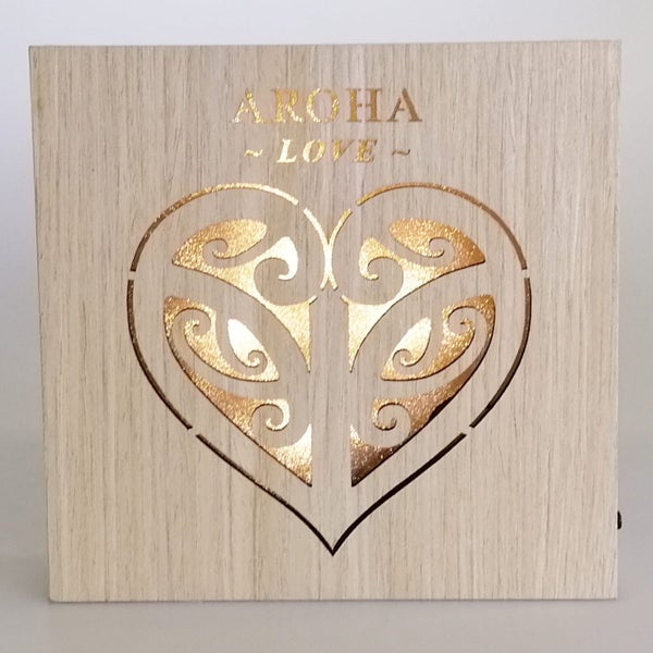 LED Kiwiana Block - 'Aroha - Love - Heart' Carousel 3