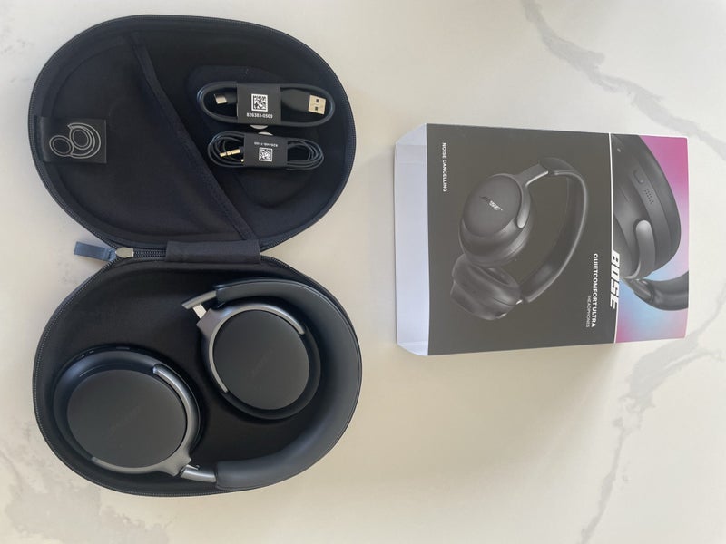 Bose Head Phone Brand New Carousel 2