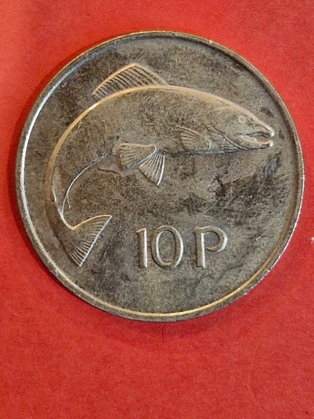 IRELAND 1980 10p COIN Carousel 1