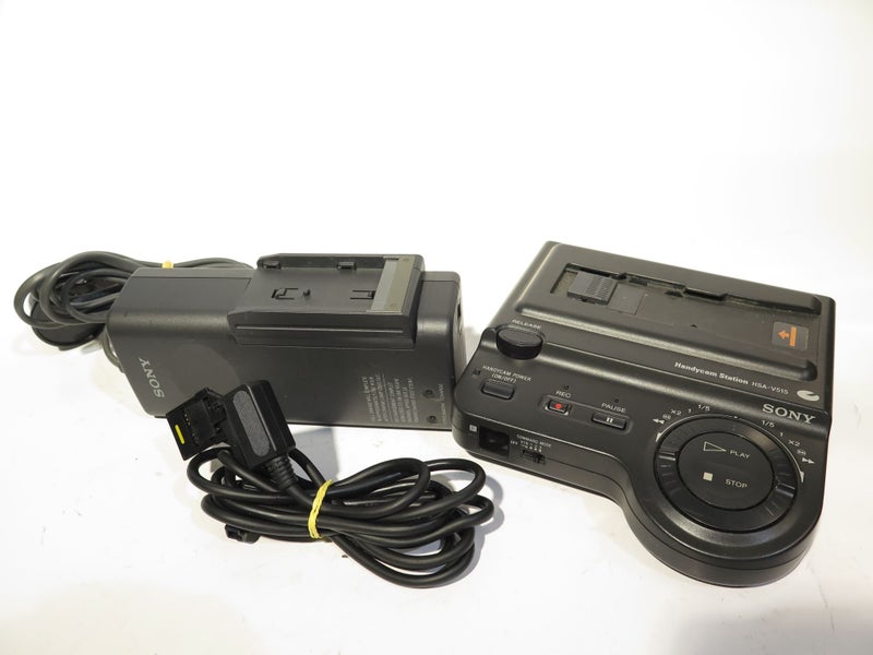 Sony CCD-TR3300 NTSC Handycam VideoHi8 84x Digital zoom Carousel 6
