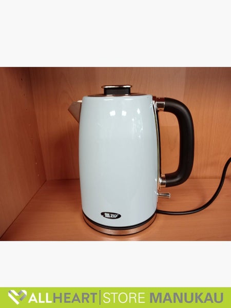 BE Zip Kettle ZIP1010 Carousel 1