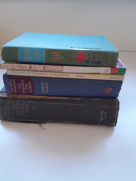 5 x Military History Books Carousel 1