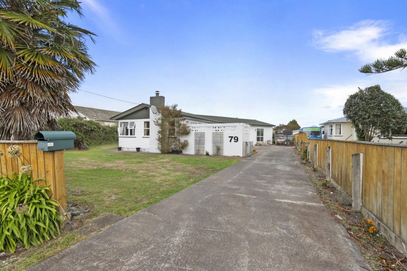 Image 1 of 20
