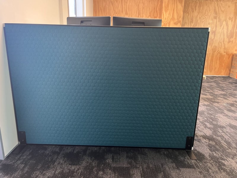 Privacy Screen Carousel 1