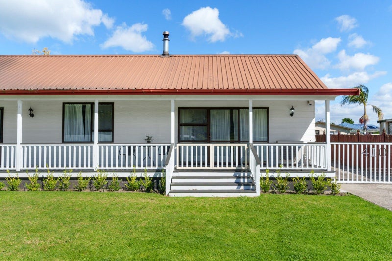 Image 1 of 25