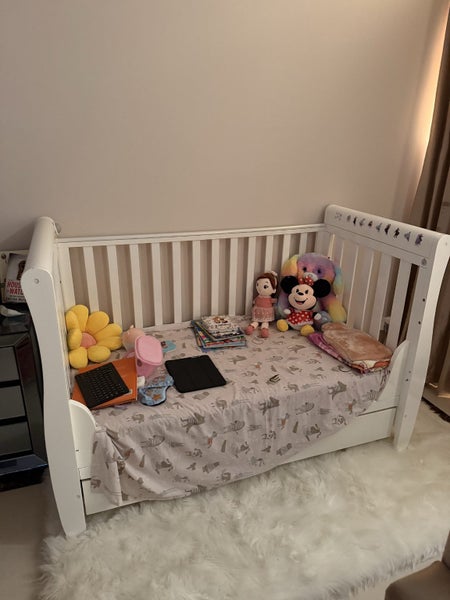 Baby Cot brand new with brand new mattress Carousel 1