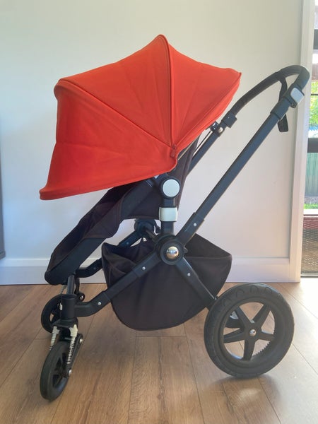 Bugaboo Cameleon Pushchair, Bassinet, Sleeping Bag, Rain cover & Travel Bag62854313454722117