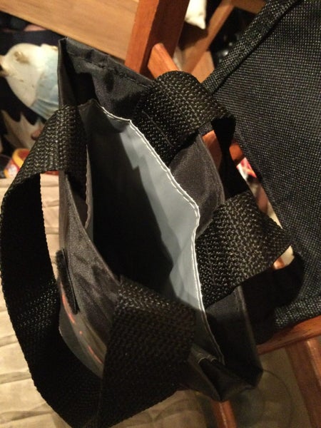 WINE BAG CARRIER HEATHCOTES ON THIS Carousel 4