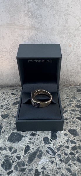 Gents GOLD RING Black Diamond AND 10K Gold Ring OPEN TO OFFERS!!62863232151938112