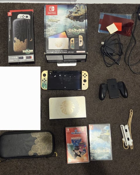 Nintendo Switch - OLED - Tears of the Kingdom Edition + Case + Games Carousel 1