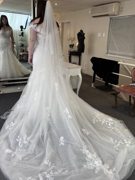 Essence Wedding Dress62976712428674113