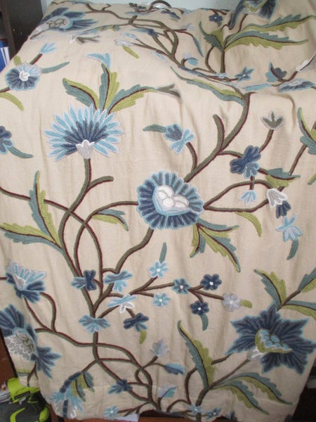 SH 875 - Kashmiri Chain Stitch Crewel Curtain - Carousel 1