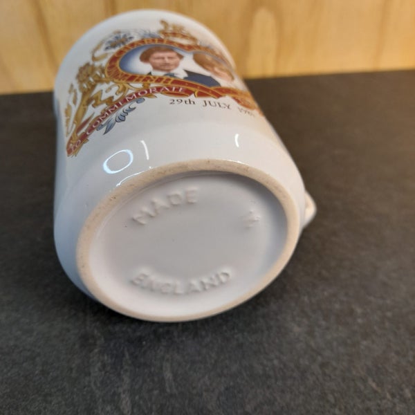 Charles and Diana Wedding Memorabilia Carousel 7